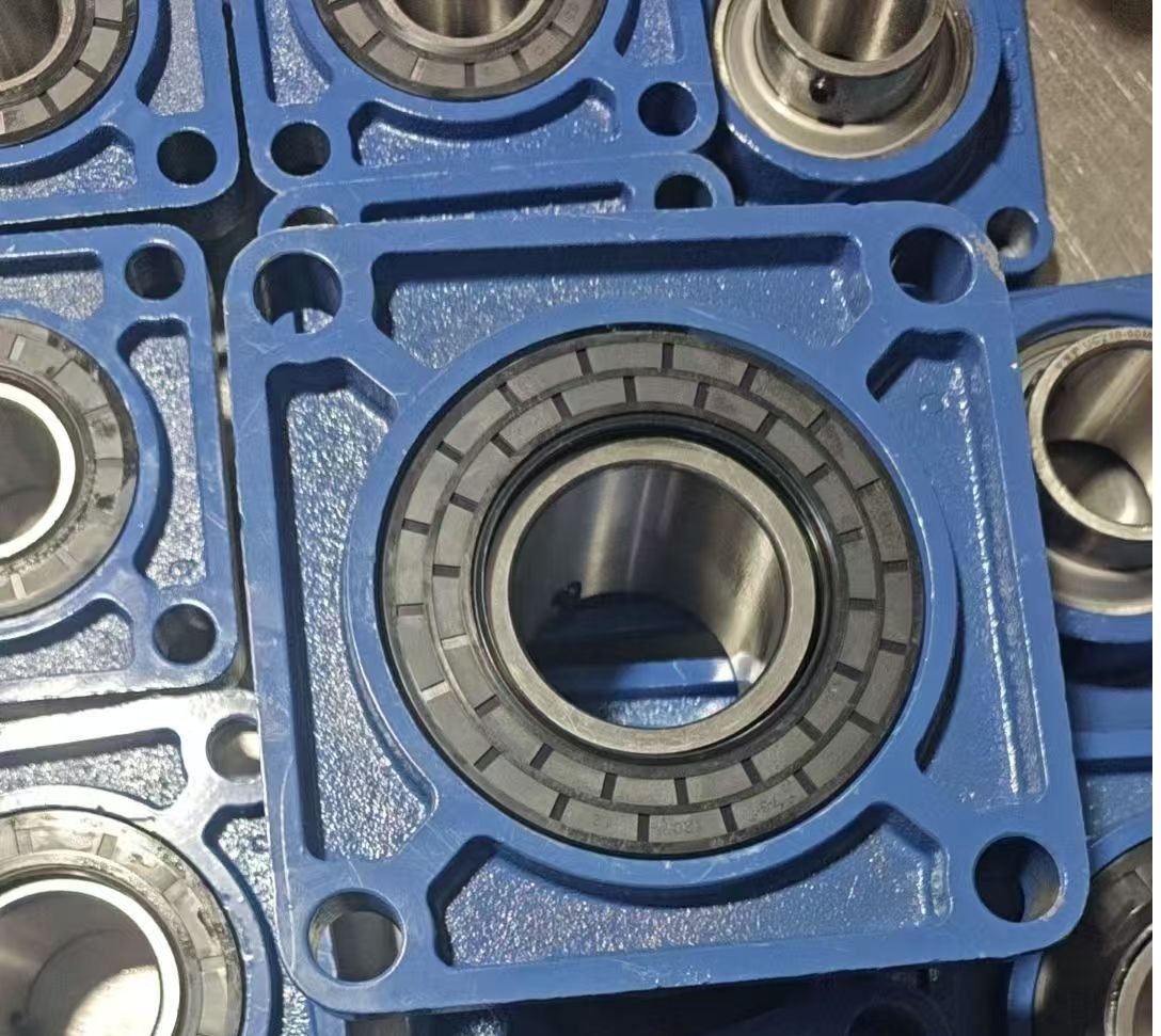 Spherical bearings(图1) Spherical bearings(图1)